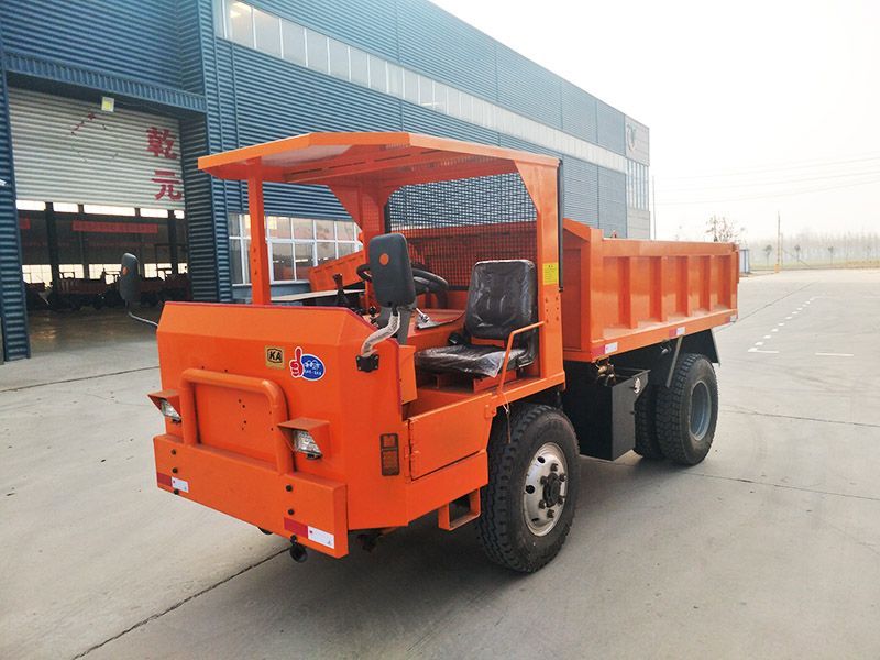 礦用運(yùn)輸車(chē)