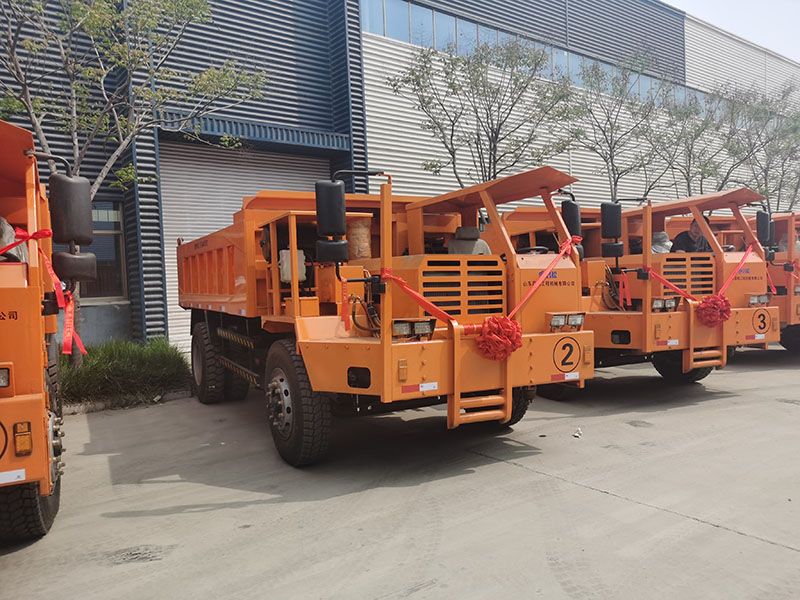 20噸礦用運輸車